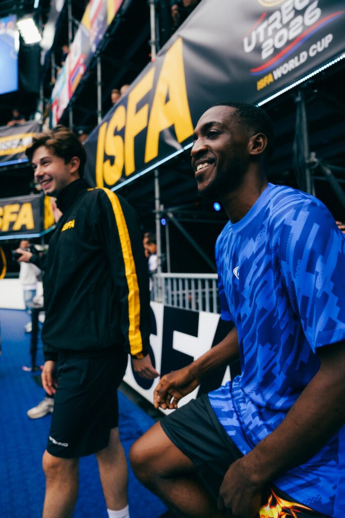 Pelo Tada aus Angola begeistert das Publikum mit kreativem Street Football.