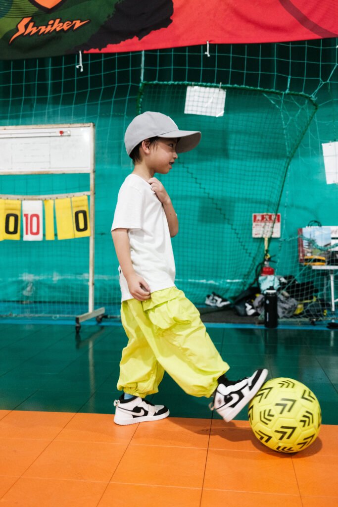 Street Football Session und Begegnungen in Osaka.